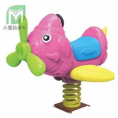 Timoun deyò baskile jwèt